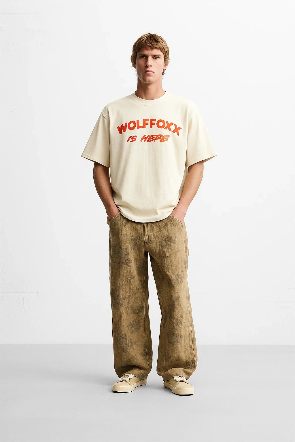 Wolffoxx Cream "Wolffoxx Is Here" Oversized Graphic T-Shirt